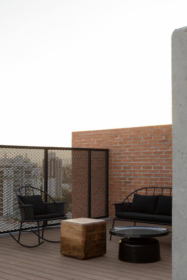 Loft In The Heart Of Americana, Have An Artsy Stay Γκουανταλαχάρα Εξωτερικό φωτογραφία