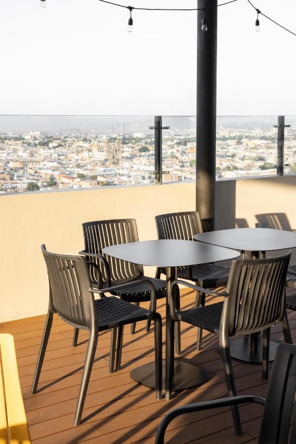 Loft In The Heart Of Americana, Have An Artsy Stay Γκουανταλαχάρα Εξωτερικό φωτογραφία
