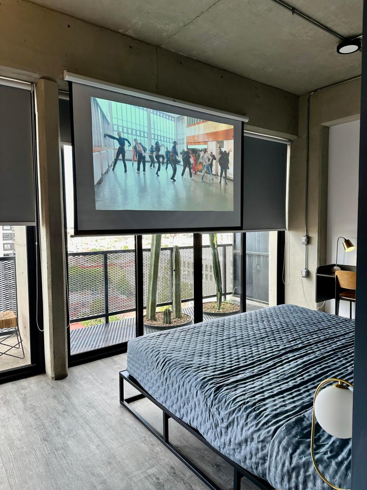 Loft In The Heart Of Americana, Have An Artsy Stay Γκουανταλαχάρα Εξωτερικό φωτογραφία